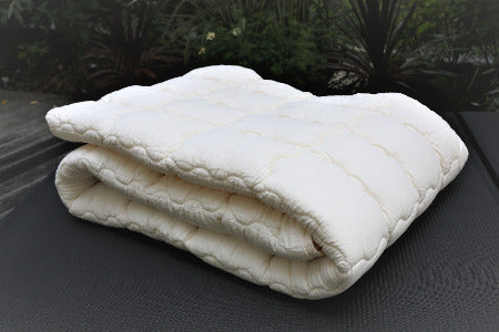 Original washable polyester bed pad made in Japan